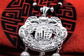 孩子百天或周岁，送什么文玩？谁来送？都有什么讲究呢？图片