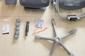 老罗还清6个亿，其中网易严选3D悬挂腰靠工学椅成绩亮眼图片