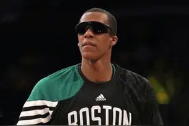 NBA球星戴护目镜都啥样？隆多酷似黑客帝国，库里戴护目镜太搞笑图片