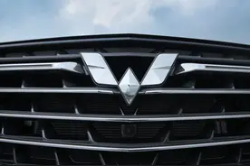 五菱旗下档次最高的车型是谁？图片