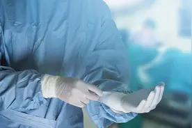 外科医生做手术的时候，都不穿内裤？医生告诉你手术室的秘密图片