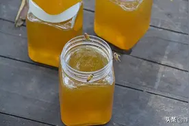 一斤蜂蜜3.5元，什么白糖能喂出来？告诉你低价蜂蜜的真相图片