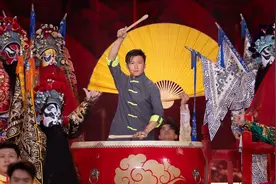 央视国庆晚会收视破3：流量退潮，谢霆锋胡歌上热搜，李雪健感人图片