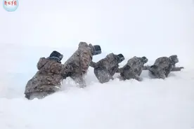 边防那么苦那么累，为什么还有人选择默默坚守？图片