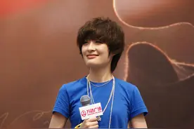 气疯评委、决裂高晓松，恋上刘亦菲郭碧婷，曾轶可的霸气人生值了图片