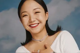 120斤代言宝格丽，一身肥肉最爱穿吊带，辣目洋子凭什么？图片