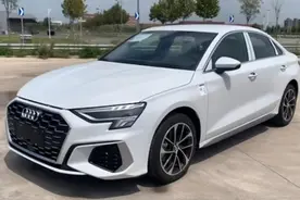 奥迪A3L？2021款奥迪A3三厢版加长真车曝光图片