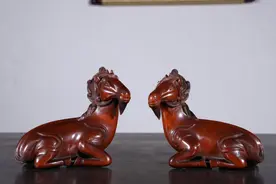 黄杨木双马摆件图片
