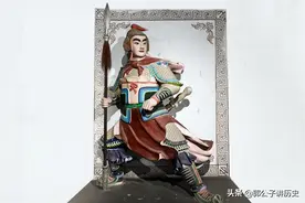 曹操手下两员大将，典韦和许褚到底谁更厉害一点？图片