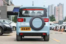 五菱宏光mini燃油穿越版假想图：萌萌的对开门硬派微型SUV图片