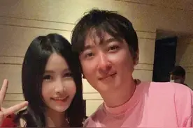 王思聪生日获已婚网红庆生，脸色微醺眼神迷离，五大美女来头不小图片