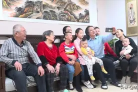 在外过年，他收到了母亲爱意满满的年货图片