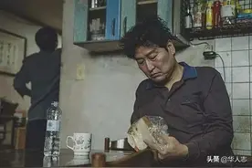 他在韩国打工20年，月入3万，却没有归属感图片