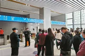 温馨又舒适！西安火车站第一、三候车室全新亮相图片