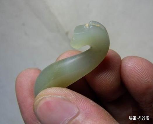 藏东西找东西游戏（藏钩一款古老的游戏）