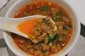 上海试行，海底捞免费牛肉粒改成素肉了？网友：我的快乐没有了…图片