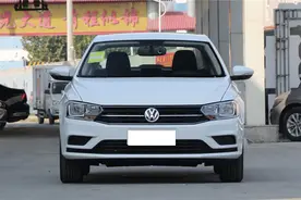 大众宝来传奇配1.5L发动机，开着肉不肉？家用代步到底怎么样？图片