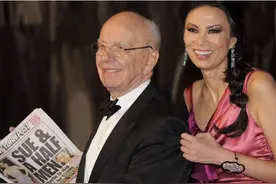 老夫少妻的婚姻：邓文迪与默多克，是真爱吗？图片