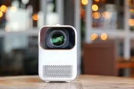 1080P物理分辨率+内置电池，小明Q1打造千元投影机皇？图片