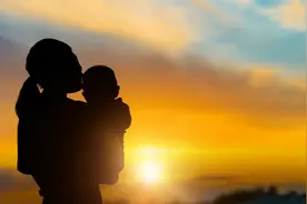 赶紧看看你家孩子睡觉有这些怪癖吗？图片