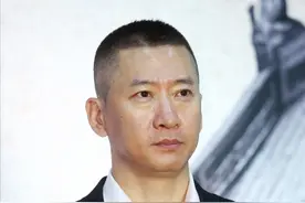 周杰的反转人生，从当红小生到被迫退圈，不止是因为强吻林心如图片