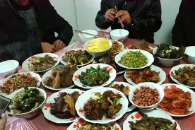 贵州农村的酒席有多疯狂？16个菜只是标配，正规牌面都是18个起步图片