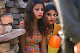 贫民窟里的血汗工厂，非法性交易屡禁不止，印度下一步何去何从？图片