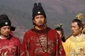 朱元璋为啥不传位给朱棣？史学家：谁都可以，就他不行图片