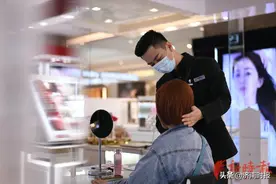 揭秘济南“美妆一哥”江湖，柜哥、男主播的真实生存状态图片