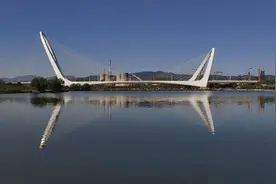 京企建设的新首钢大桥，在国外拿奖了图片