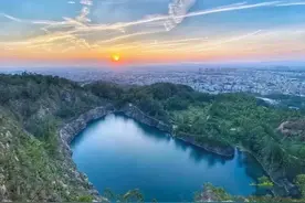 202101户外分享——徒步六片山环线观最美天池图片