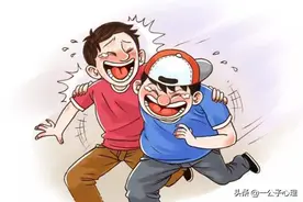 读心术：女人“偶尔”的轻触碰，男人“亲切”地拍肩膀图片