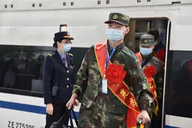 刚刚！2021首批春季入伍的东风快递员入营了！图片