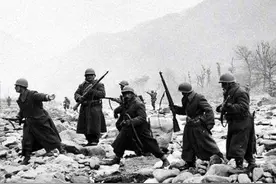土耳其旅野蛮彪悍，却惨败给志愿军“三猛”战术，半小时全军覆灭图片