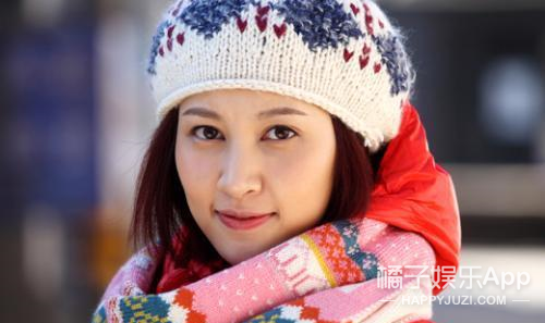 还记得《雪花女神龙》里的欧阳明日吗？他现在长这样