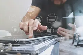 美团奇袭支付宝，差的不止一张牌图片