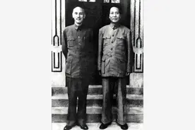 美国作家《长征：前所未闻的故事》中，毛要蒋介石怎样他就怎么样图片