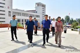 罗庄，4307名高考学子！牵动着书记、区长的心，区领导现场检查高考准备工作，为学子们打前站图片