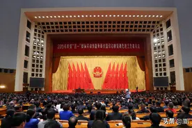 中国劳模表彰制度简史图片
