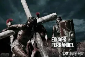 HBO高能新剧，它叫《30枚硬币》，第一集就充斥着诡异的味道图片