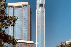 “没亮点就是丑”？实拍福建第一高楼，一座没有存在感的摩天大楼图片