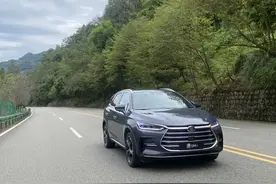 实测百公里等效油耗2.8升，给我一个不挺唐DM-i的理由图片