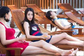 女星刚出道的样子，当她们没红的时候，能接的角色都是这种图片