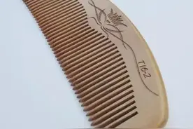 配偶离世后折断的是梳子？这是你不知道的冷知识图片