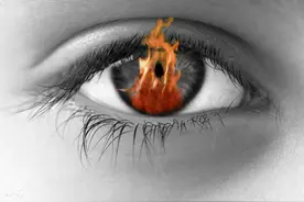 小说：整个宿舍被人弄晕，我在恍惚间感觉被人掐住脖子，差点死了图片