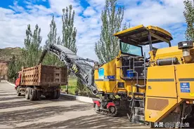 徐工铣刨机助力公路建设-河南路友机械分享图片