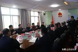 周至县委书记杨向喜一行看望慰问检察干警图片