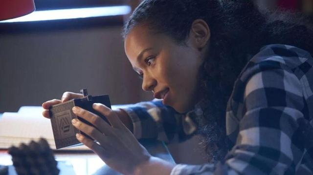 《今日影评》这场真人密室逃脱，四死二伤