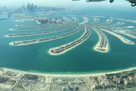 全球第一土豪机场遭重创图片