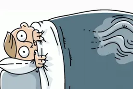 腿上像有蚂蚁爬，大妈哭诉：“我最多能睡15分钟……”图片